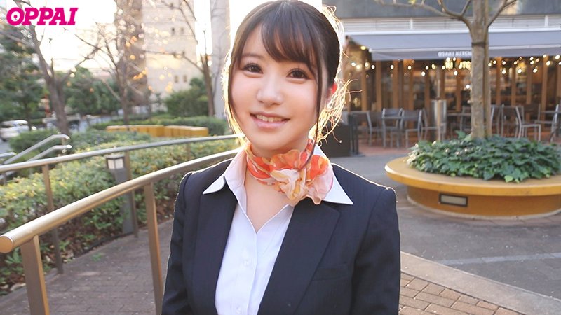 (PPPD-909)H罩杯大奶加神尻!头等舱等级的完美肉体!飞不了的空姐一出道就沉溺在性爱中!