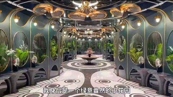 800万网红厕所长什么样800万网红厕所长什么样?水友:穿燕尾服+红酒才能进去?