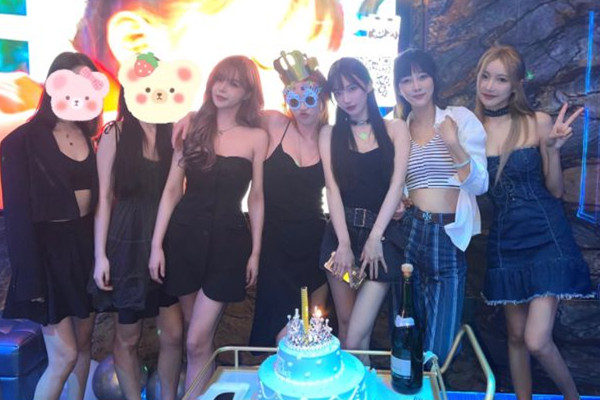 斗鱼熙子生日派对凑齐四大美女主播斗鱼熙子生日派对凑齐四大美女主播,平台新晋一姐果...