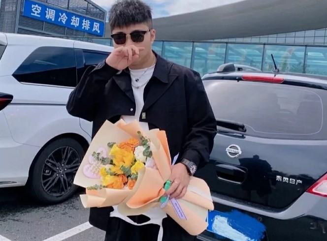白小白和木森九天嘲讽嫂家,直言:白小白和木森那才能叫有才华!