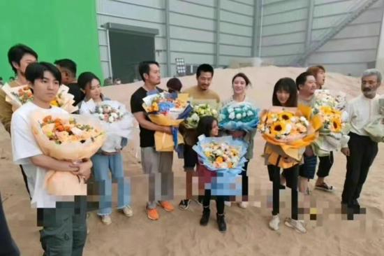 王俊凯新片《万里归途》杀青 系与张译二度合作 王俊凯新片《万里归途》杀青 系与张译二度合作