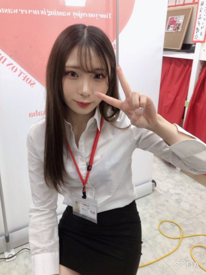 松川令奈出道作品番号及封面,松川令奈个人简介