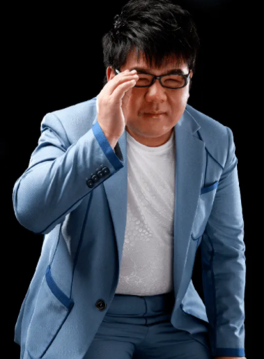 盲人杨光,终为自己的狂妄付出代价