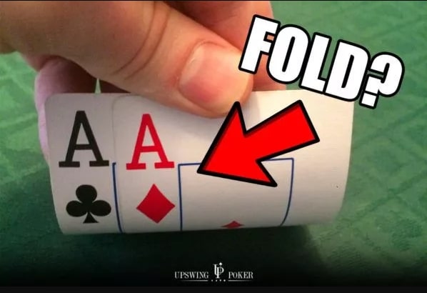 【EV撲克】牌局分析:他应该弃掉AA吗?