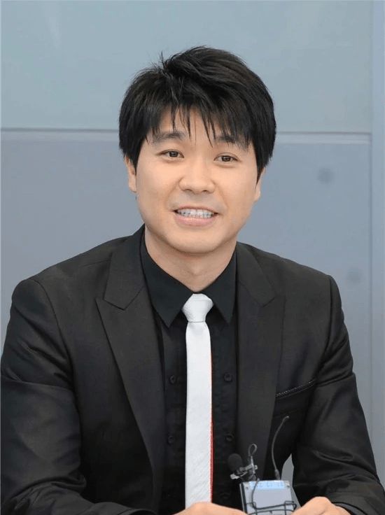 韩主持人朴秀洪起诉哥哥侵占财产 法院下达拘捕令 韩主持人朴秀洪起诉哥哥侵占财产 法院下达拘捕令