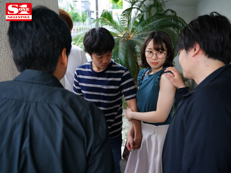 有异性没人性!眼睁睁看女友被8+9下药群攻…以为无能为力身体却起反应