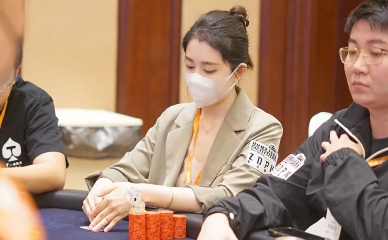 【EV撲克】【CPG济南】主赛个人赛共523人参赛179人晋级,吕吾品23.7万记分牌领跑第一轮B组
