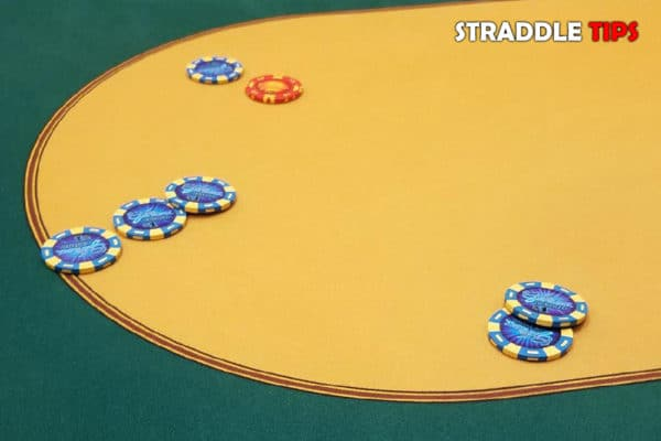 【EV撲克】教学:玩有straddle的常规桌,像76s和33这种牌是很掉价的