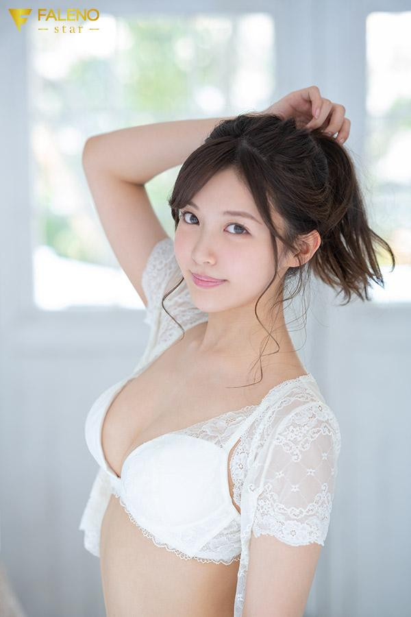 等了超过一年⋯之前Faleno Star的最强新人终于又有片子了!