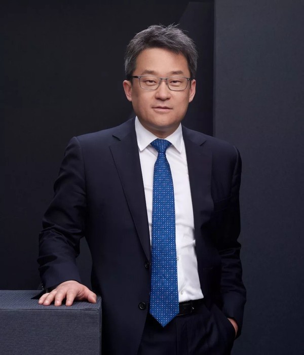 李蓬 联想控股最新人事变动:李蓬辞任联想CEO 由于浩接任