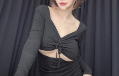 【EV女孩】甜心《安希Anxi》出售二手衣　因為一舉手就會「掉出奶」