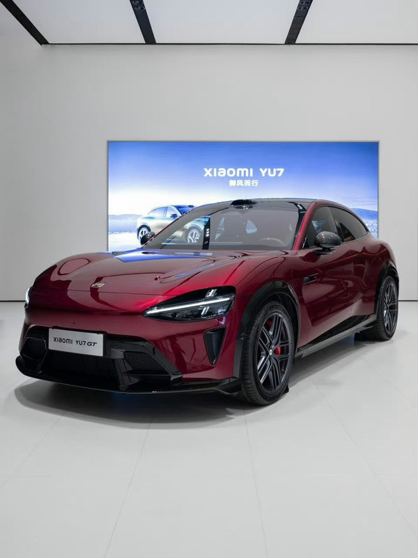 小米YU7 GT 小米YU7 GT终端销售揭秘:年轻人当“大玩具”买